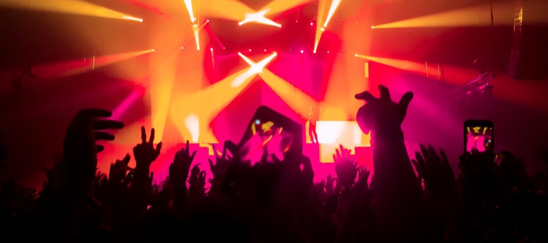happy-people-dance-nightclub-party-concert